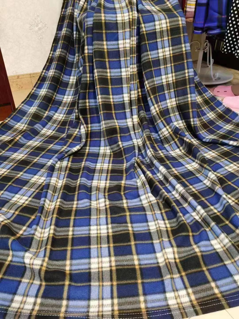 	Double sided velvet printed grid