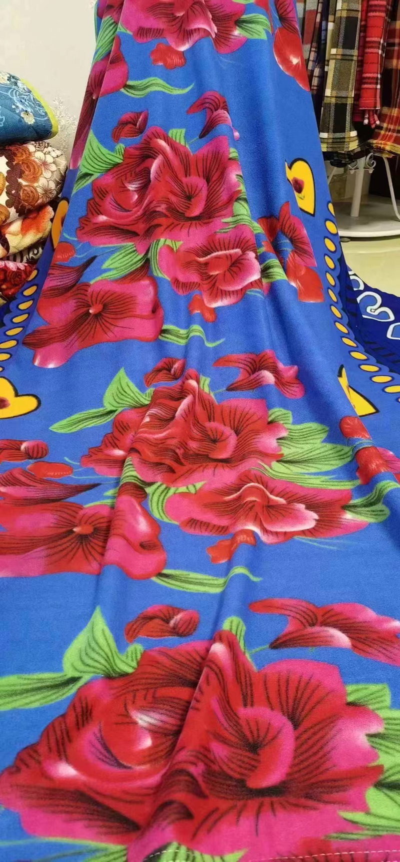 	Double sided velvet printed grid